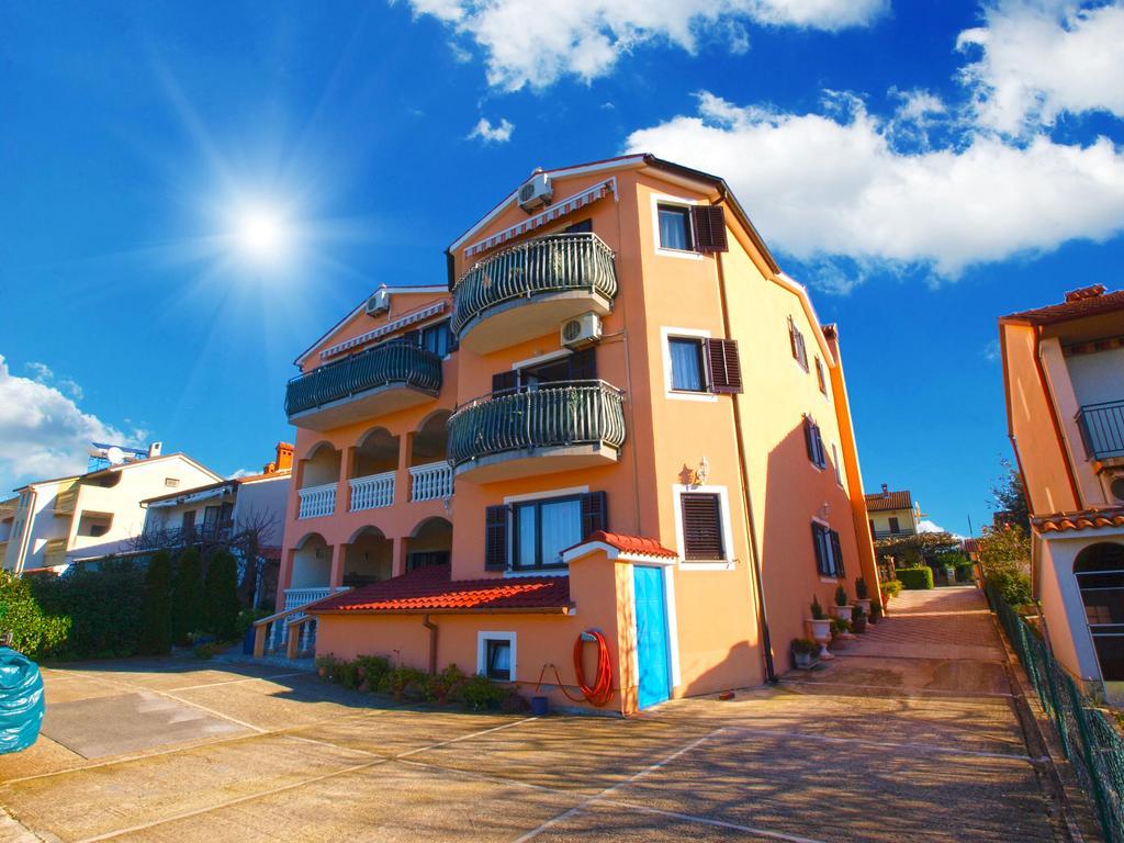 Anka 1223 Apartment