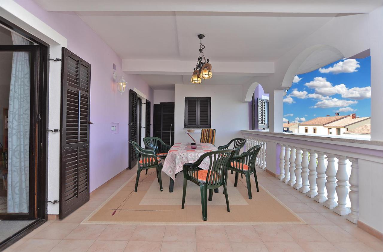 Apartman Anka 1223 *
